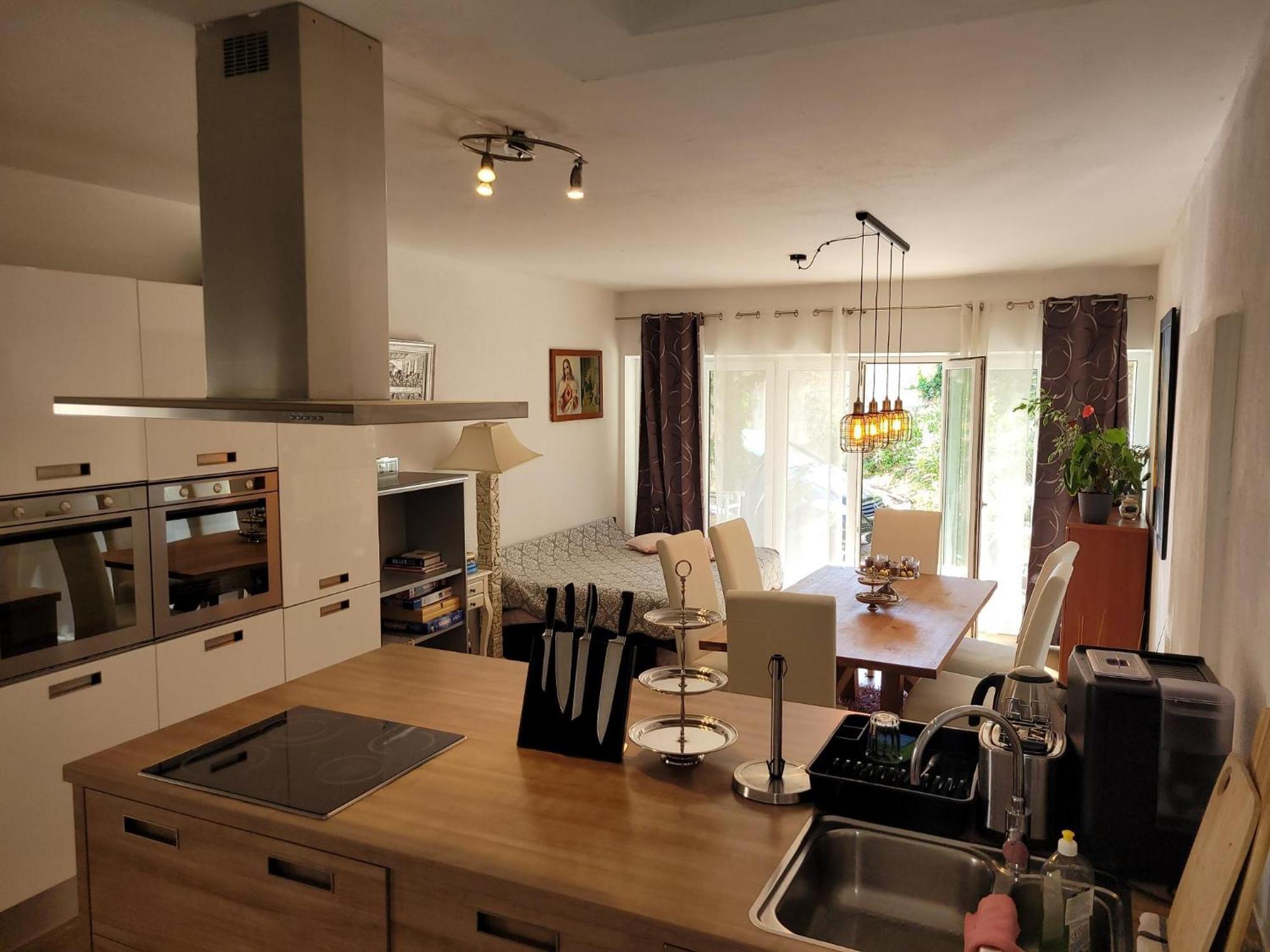 Apartments Chiara Mit Meerblick Und Pool Und Jacuzzi Lovran Extérieur photo