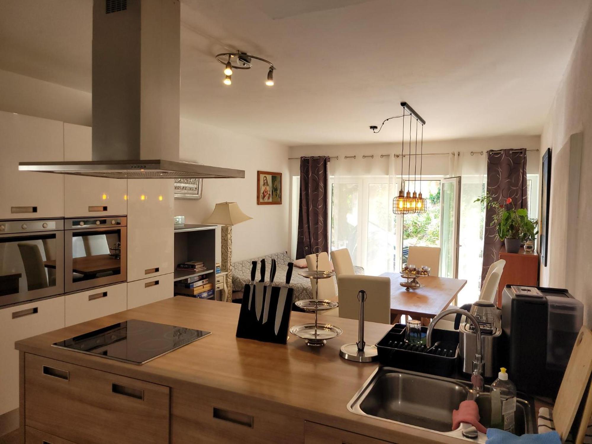 Apartments Chiara Mit Meerblick Und Pool Und Jacuzzi Lovran Extérieur photo