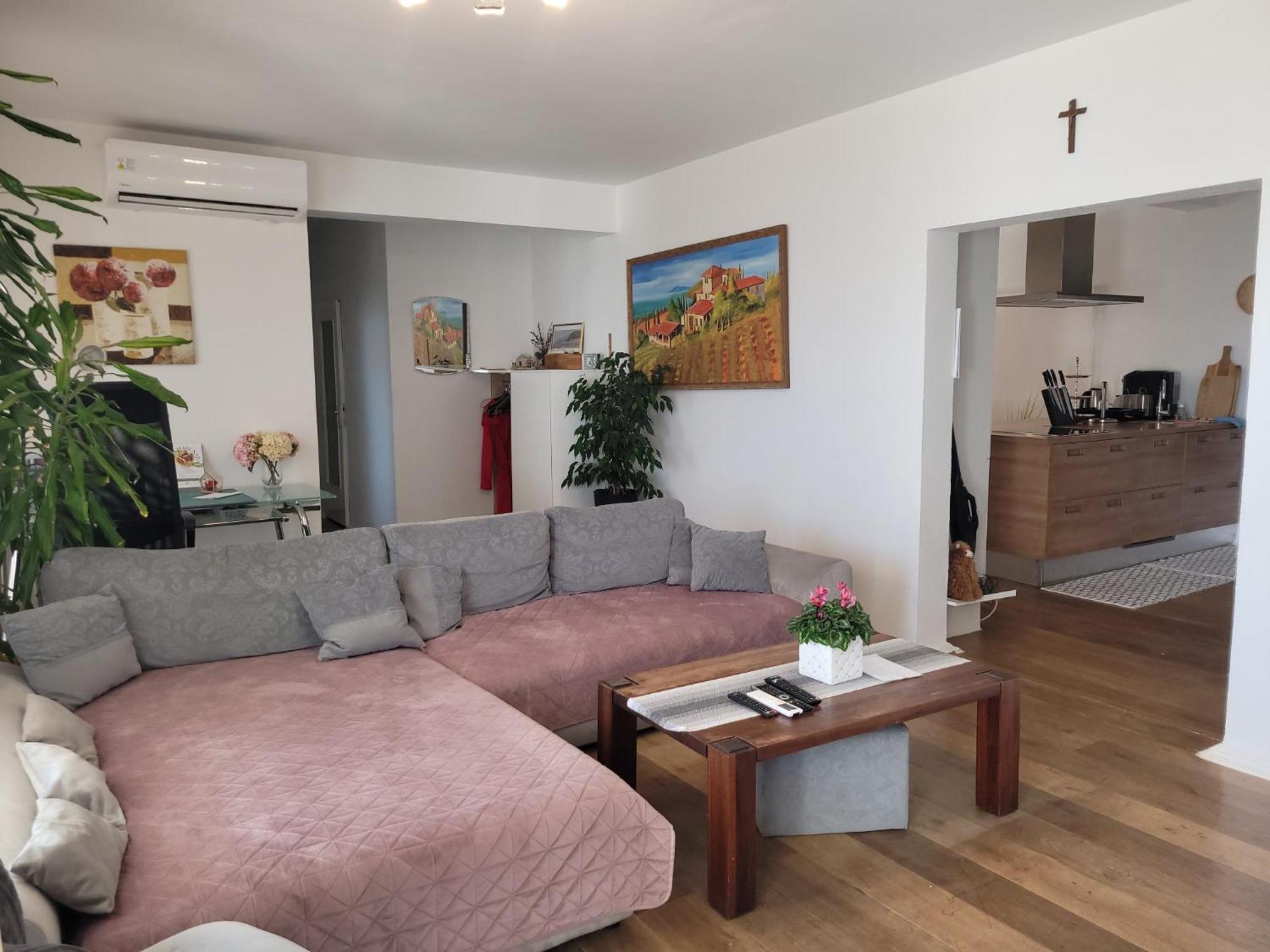 Apartments Chiara Mit Meerblick Und Pool Und Jacuzzi Lovran Extérieur photo